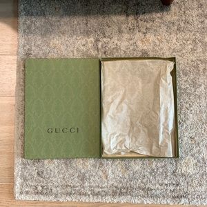 Authentic Brand new Gucci box for sweater/scarf/shirt